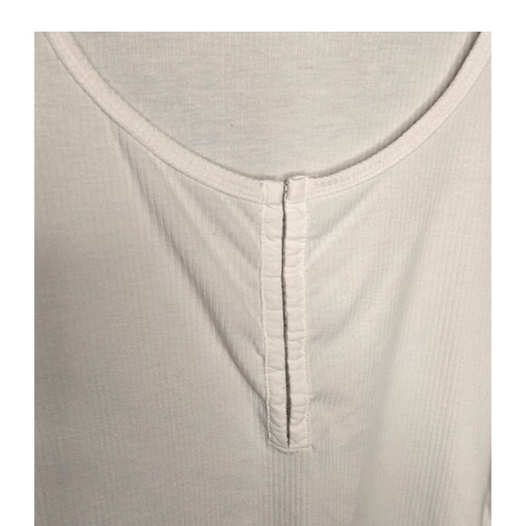 Torrid Super‎ Soft Rib Scoop Neck Hook & Eye Top White Long Sleeve Size 2 - Picture 5 of 5